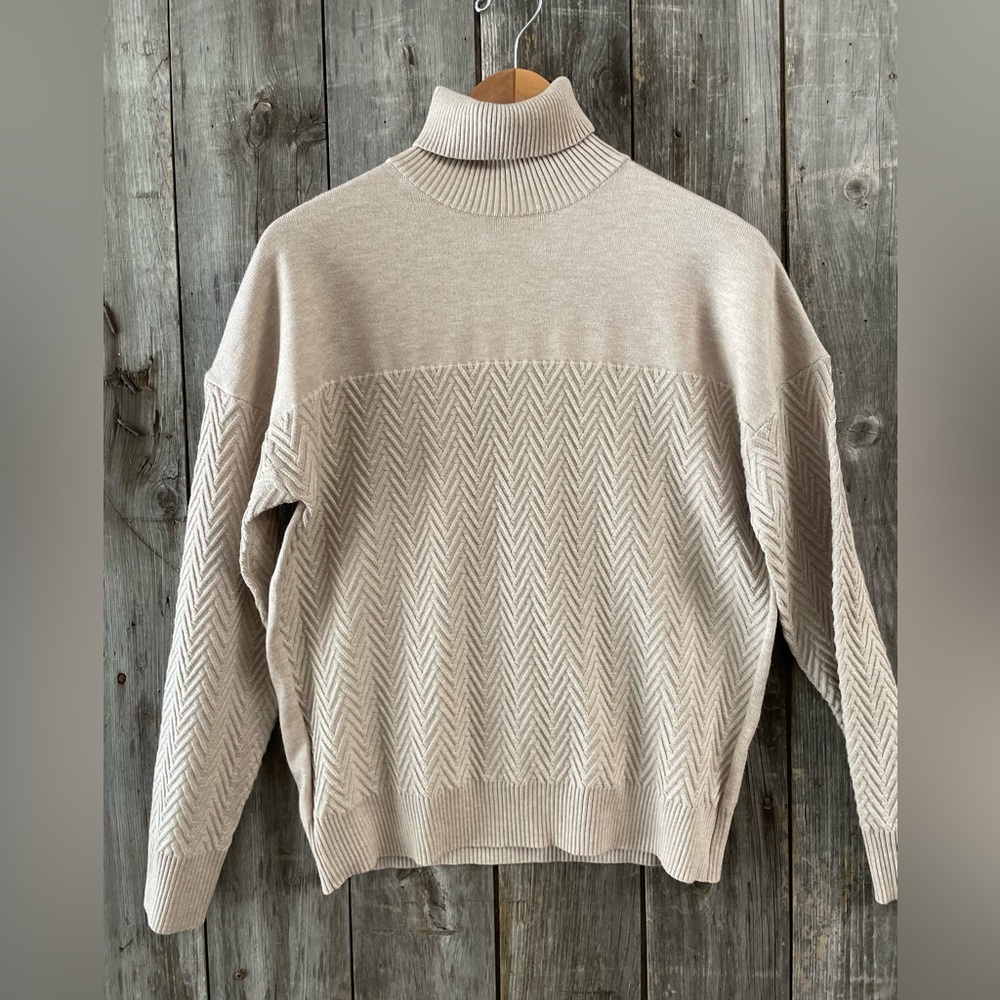 CHEVRON SWEATER - beige turtleneck sweater - size large
